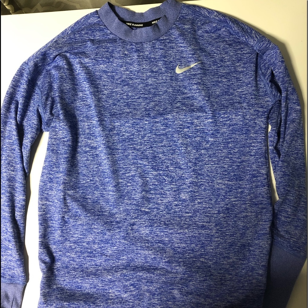 Long sleeve dri fit Nike tee never worn size xs